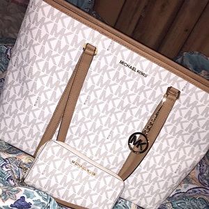 MK travel tote (wallet not included)